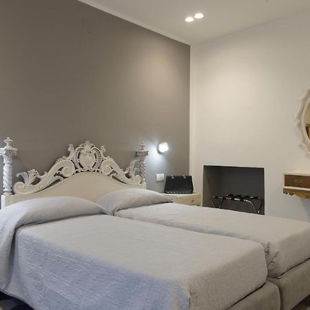 Pavian Hotell Levanto Eksteriør bilde