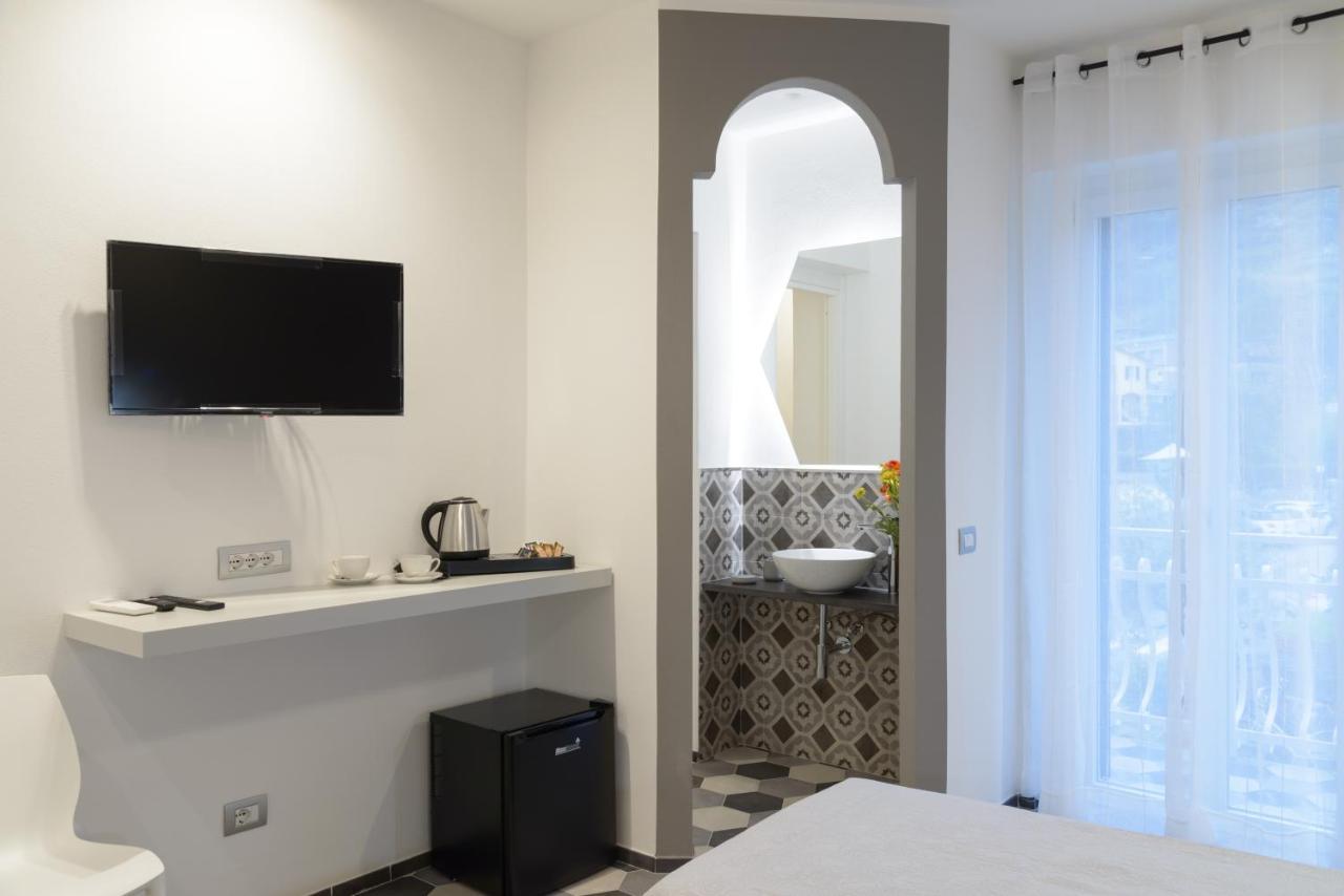 Pavian Hotell Levanto Eksteriør bilde